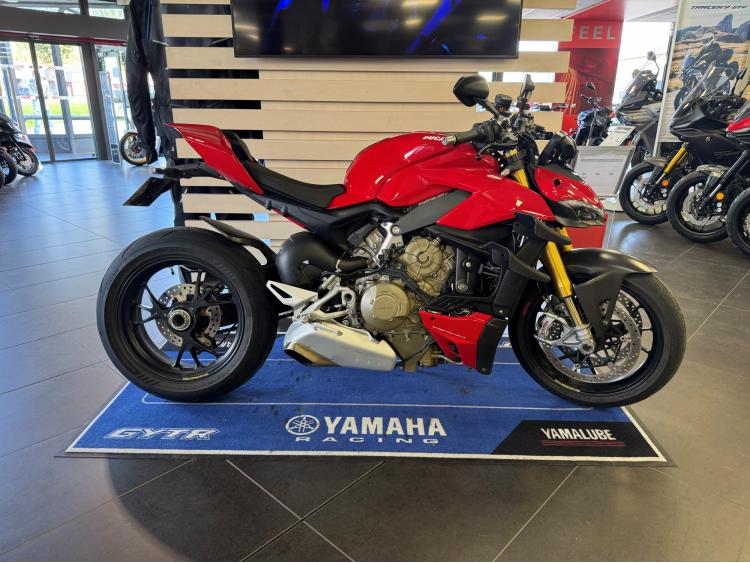 DUCATI STREETFIGHTER V4S