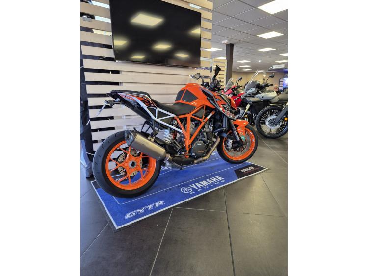 KTM 1290 SUPER DUKE R