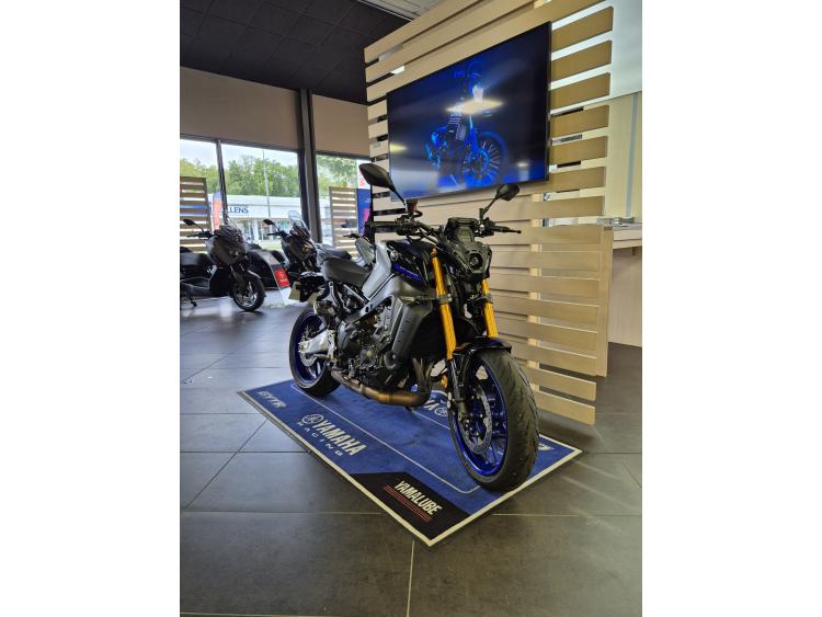 YAMAHA MT-09 SP