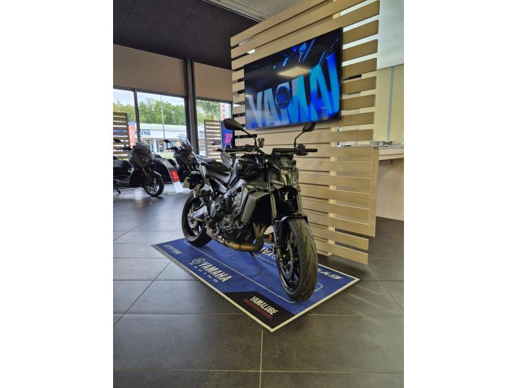 YAMAHA MT-09  Y-AMT