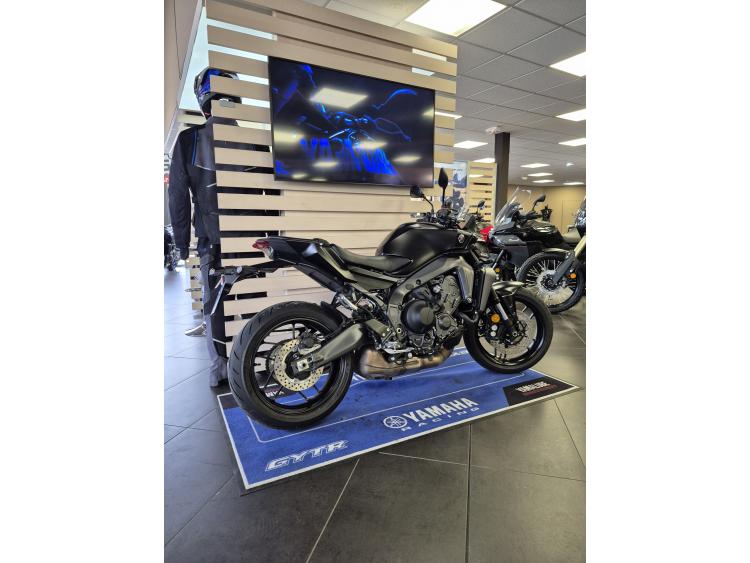 YAMAHA MT-09  Y-AMT