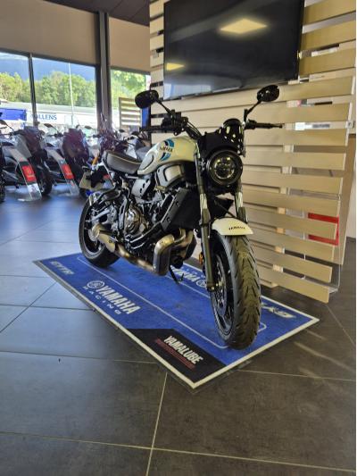 YAMAHA XSR 700
